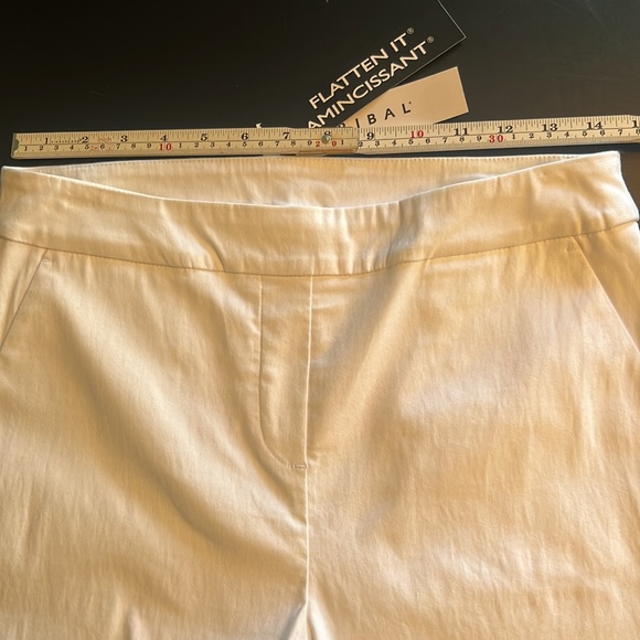 Tribal white stretch “Audrey” capri/zip at knee-hip pockets-NWT - Picture 11 of 16